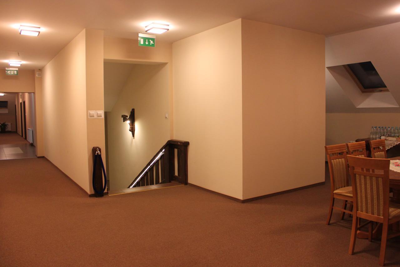 Gosciniec Legenda Hotel Wyszogrod Buitenkant foto